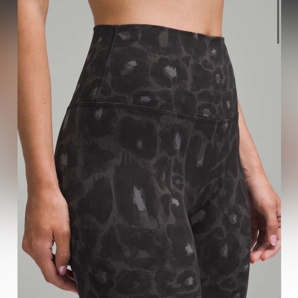 lululemon athletica High-Rise Black Leopard Print Leggings